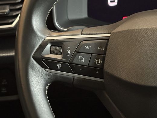 Seat Leon Sportstourer 1.5 eTSI Style Launch Edition automaat | navigatie cruise control | pdc ActivLease financial lease