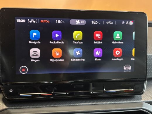 Seat Leon Sportstourer 1.5 eTSI Style Launch Edition automaat | navigatie cruise control | pdc ActivLease financial lease