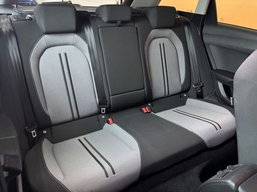 Seat Leon Sportstourer 1.5 eTSI Style Launch Edition automaat | navigatie cruise control | pdc ActivLease financial lease