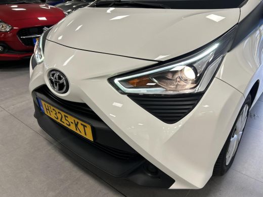 Toyota Aygo 1.0 VVT-i x-fun (Airco) ActivLease financial lease