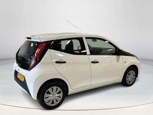 Toyota Aygo 1.0 VVT-i x-fun (Airco) ActivLease financial lease