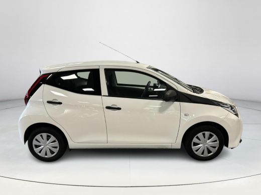Toyota Aygo 1.0 VVT-i x-fun (Airco) ActivLease financial lease