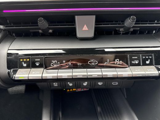 Toyota C-HR 2.0 Plug-in Hybrid 220 Premium **NIEUWE AUTO** ActivLease financial lease