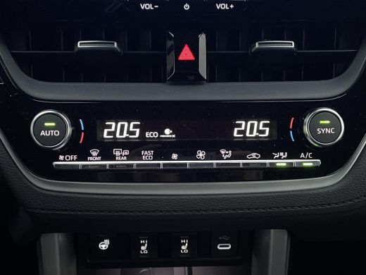 Toyota Corolla Cross Hybrid 200 Executive **NIEUWE AUTO/ DIRECT LEVERBAAR** ActivLease financial lease