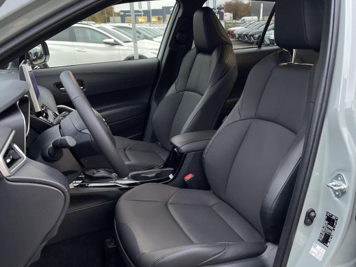 Toyota Corolla Cross Hybrid 200 Executive **NIEUWE AUTO/ DIRECT LEVERBAAR** ActivLease financial lease