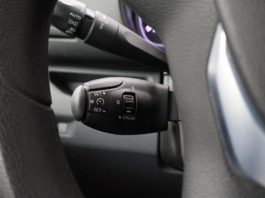 Toyota ProAce Worker 2.0 D-4D LONG DUBBEL CABINE *33.368 KM* 6-PERS. + TREKHAAK | CAMERA ActivLease financial lease