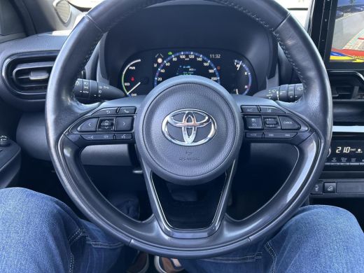 Toyota Yaris Cross 1.5 Hybrid Executive 4X4 ActivLease financial lease