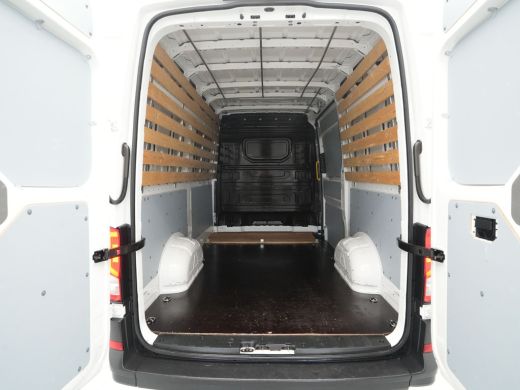Volkswagen Crafter 30 2.0 TDI L3H2 Economy Business Navi via App Camera Airco Cruise ActivLease financial lease