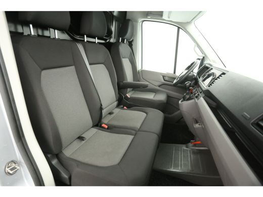 Volkswagen Crafter 35 2.0 TDI L4H3 141PK DSG Automaat dHollandia Laadklep Airco Camera Carplay Cruise Navigatie PDC ... ActivLease financial lease