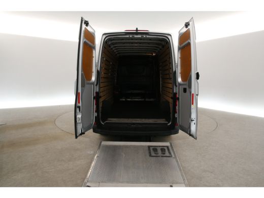 Volkswagen Crafter 35 2.0 TDI L4H3 141PK DSG Automaat dHollandia Laadklep Airco Camera Carplay Cruise Navigatie PDC ... ActivLease financial lease
