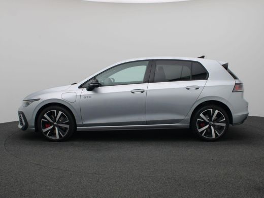 Volkswagen Golf 1.5 eHybrid GTE 272PK DSG Adaptieve Cruise Controle, Side Assist, Achteruitrijcamera, Stoel-Stuur... ActivLease financial lease