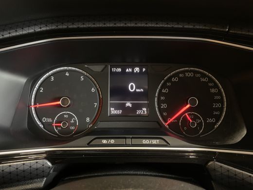 Volkswagen T-Cross 1.0 TSI Style trekhaak afn. | navi cruise control | automaat ActivLease financial lease