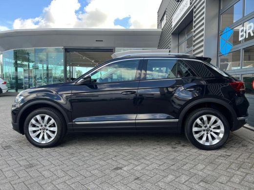 Volkswagen T-Roc 1.5 TSI Sport | Airco (automatisch) | Cruise control adaptief | DAB ontvanger ActivLease financial lease