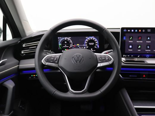 Volkswagen Tiguan 1.5 eHybrid Elegance 204PK DSG Matrix LED, Navi, Ergo Active Stoel, 360gr. Camera, Keyless, Side ... ActivLease financial lease