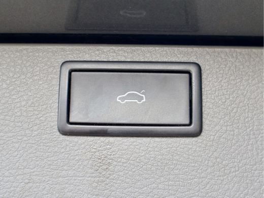 Volkswagen Transporter 2.0 TDI 204PK CARAVELLE LUXE DUBBELE CABINE ActivLease financial lease