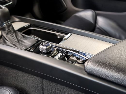 Volvo  V60 2.0 T4 Inscription | Panoramadak | Trekhaak | Harman Kardon | Camera ActivLease financial lease
