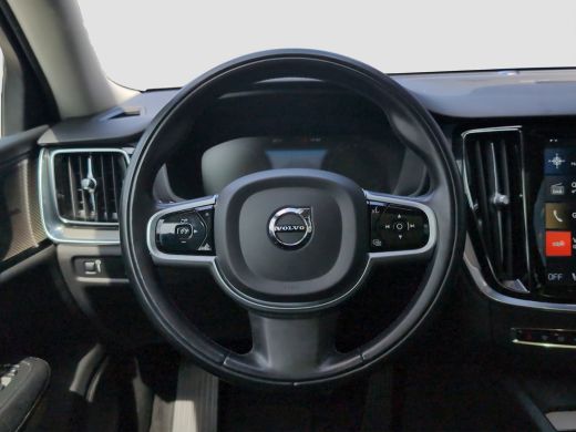 Volvo  V60 2.0 T4 Inscription | Panoramadak | Trekhaak | Harman Kardon | Camera ActivLease financial lease