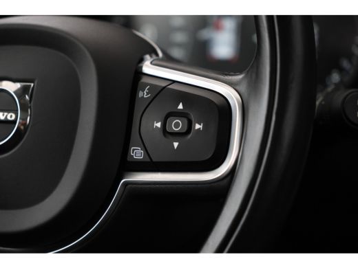 Volvo  XC60 2.0 T6 Plug-in hybrid AWD Inscription Expression Navigatie, Panorama, Leer, Climate ActivLease financial lease