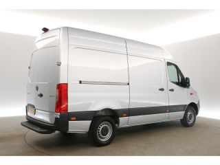 Mercedes Sprinter 317 CDI L2H2 170PK 360Camera Airco Cruise Carplay 3 Persoons Navigatie PDC Stoelverw.