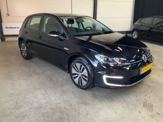Volkswagen e-Golf Volkswagen 136 pk | Airco (automatisch) | Buitenspiegels elektrisch verstel- en verwarmbaar | Cru...