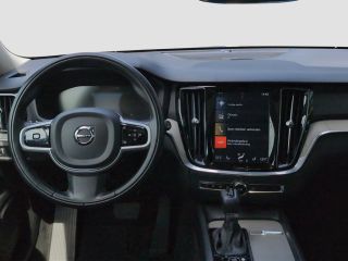 Volvo  V60 2.0 T4 Inscription | Panoramadak | Trekhaak | Harman Kardon | Camera