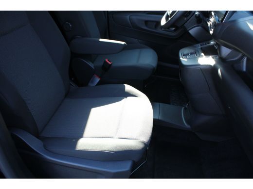 Citroën Berlingo 1.5 BlueHDi 130 EAT8 S&S L1 | Automaat | Navi by app | Camera | Lichtmetaal | Trekhaak | Keyless ... ActivLease financial lease