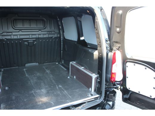 Citroën Berlingo 1.5 BlueHDi 130 EAT8 S&S L1 | Automaat | Navi by app | Camera | Lichtmetaal | Trekhaak | Keyless ... ActivLease financial lease