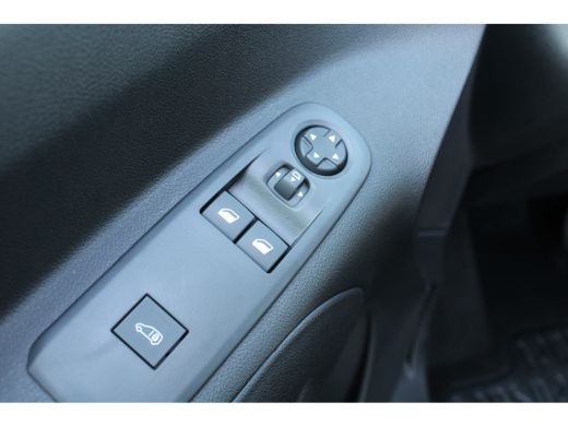 Citroën Berlingo 1.5 BlueHDi 130 EAT8 S&S L1 | Automaat | Navi by app | Camera | Lichtmetaal | Trekhaak | Keyless ... ActivLease financial lease