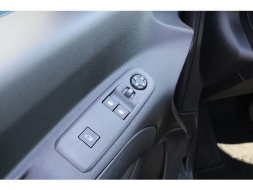 Citroën Berlingo 1.5 BlueHDi 130 EAT8 S&S L1 | Automaat | Navi by app | Camera | Lichtmetaal | Trekhaak | Keyless ... ActivLease financial lease
