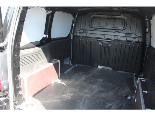 Citroën Berlingo 1.5 BlueHDi 130 EAT8 S&S L1 | Automaat | Navi by app | Camera | Lichtmetaal | Trekhaak | Keyless ... ActivLease financial lease
