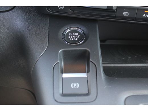 Citroën Berlingo 1.5 BlueHDi 130 EAT8 S&S L1 | Automaat | Navi by app | Camera | Lichtmetaal | Trekhaak | Keyless ... ActivLease financial lease