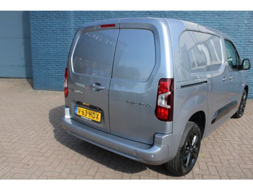 Citroën Berlingo 1.5 BlueHDi 130 EAT8 S&S L1 | Automaat | Navi by app | Camera | Lichtmetaal | Trekhaak | Keyless ... ActivLease financial lease