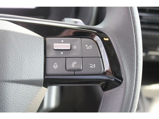 Citroën Berlingo 1.5 BlueHDi 130 EAT8 S&S L1 | Automaat | Navi by app | Camera | Lichtmetaal | Trekhaak | Keyless ... ActivLease financial lease