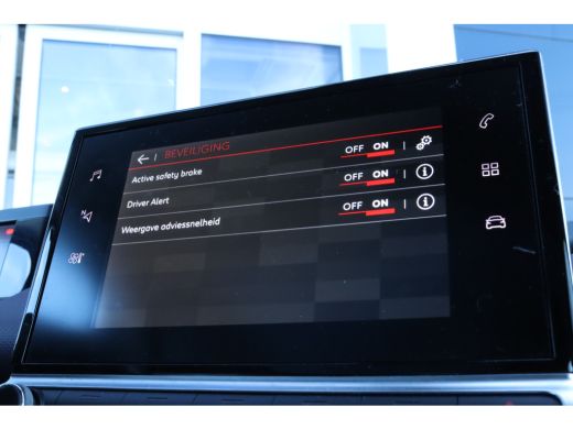 Citroën C4 Cactus Citroen 1.2 Turbo Shine | Cruise Control | Pano | Camera | Stoelverwarming | Keyless | Navi | Car... ActivLease financial lease