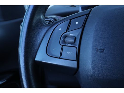 Citroën C4 Cactus Citroen 1.2 Turbo Shine | Cruise Control | Pano | Camera | Stoelverwarming | Keyless | Navi | Car... ActivLease financial lease