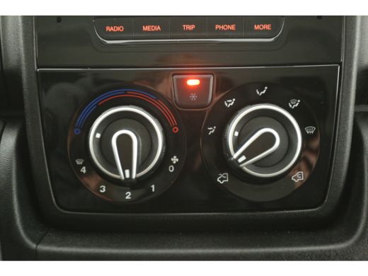 Fiat Ducato 30 2.3 MultiJet L2H2 Airco Camera Cruise 3 Persoons Elektrpakket ActivLease financial lease