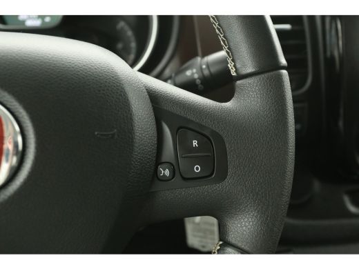 Fiat Talento 2.0 MultiJet L1H1 Airco Cruise Navigatie PDC 3 Persoons Elektrpakket ActivLease financial lease