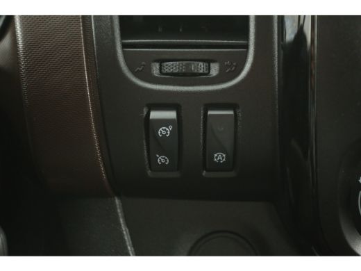 Fiat Talento 2.0 MultiJet L1H1 Airco Cruise Navigatie PDC 3 Persoons Elektrpakket ActivLease financial lease