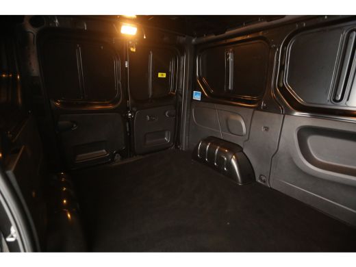 Fiat Talento 2.0 MultiJet L1H1 Airco Cruise Navigatie PDC 3 Persoons Elektrpakket ActivLease financial lease