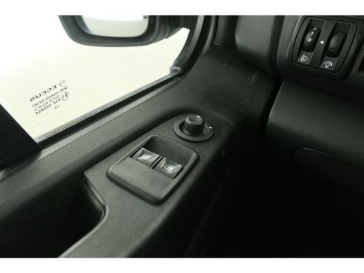 Fiat Talento 2.0 MultiJet L2H1 146PK Airco Camera Cruise Navigatie PDC 3 Persoons Imperiaal Trekhaak ActivLease financial lease