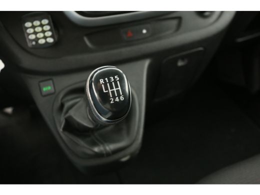 Fiat Talento 2.0 MultiJet L2H1 146PK Airco Camera Cruise Navigatie PDC 3 Persoons Imperiaal Trekhaak ActivLease financial lease