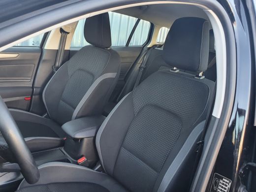 Ford Focus Wagon 1.0 EcoB. Nw Model | Navigatie | Parksens. V+A | Apple Carplay | Airco | Cruise Control MANUAL ActivLease financial lease