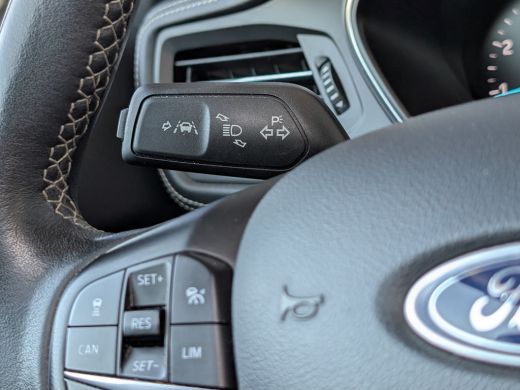 Ford Focus Wagon 1.0 EcoBoost Vignale | Panoramadak | B&O Audio | Adap. Cruise | Elektrisch glazen panorama-... ActivLease financial lease