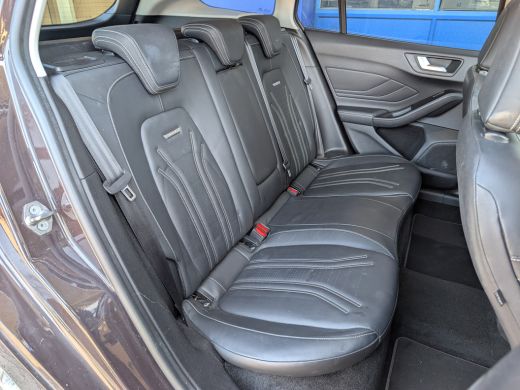 Ford Focus Wagon 1.0 EcoBoost Vignale | Panoramadak | B&O Audio | Adap. Cruise | Elektrisch glazen panorama-... ActivLease financial lease