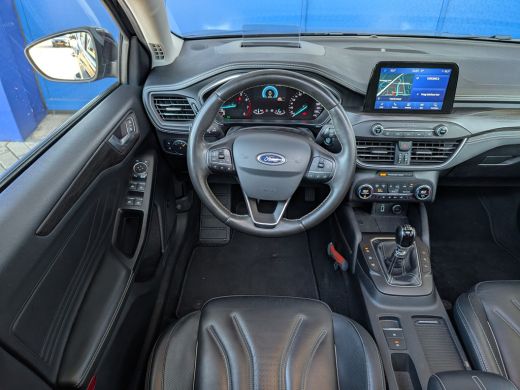 Ford Focus Wagon 1.0 EcoBoost Vignale | Panoramadak | B&O Audio | Adap. Cruise | Elektrisch glazen panorama-... ActivLease financial lease
