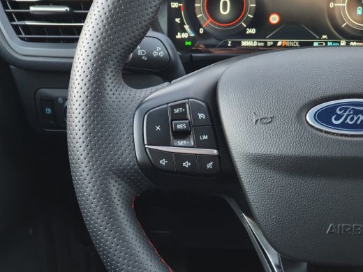Ford Kuga 2.5 PHEV Plug-In 225PK ST-Line | Camera | Navigatie Cruise Control | Achteruitrijcamera | Apple C... ActivLease financial lease