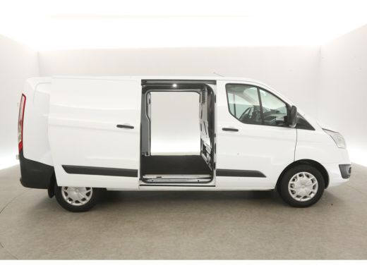 Ford Transit Custom 340 2.0 TDCI L2H1 Trend 170PK Automaat 2xSchuifdeur Airco Cruise 3 Persoons Parkeersensoren ActivLease financial lease