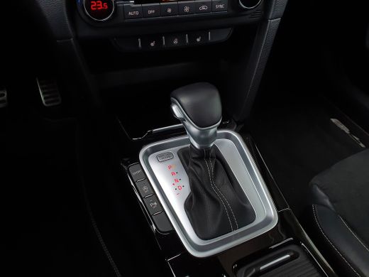 Kia Ceed 1.4 T-GDi GT-Line | Panoramadak | Stoelverwarming | Virtual Cockpit ActivLease financial lease