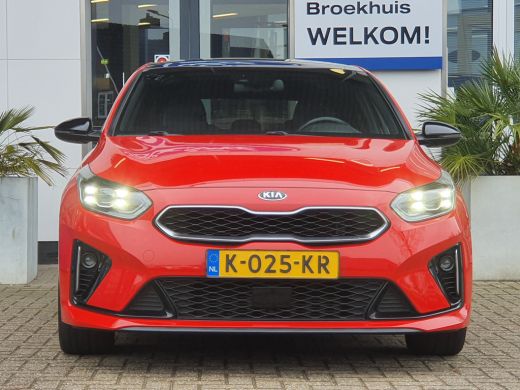 Kia Ceed 1.4 T-GDi GT-Line | Panoramadak | Stoelverwarming | Virtual Cockpit ActivLease financial lease
