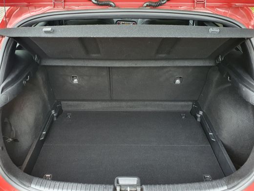 Kia Ceed 1.4 T-GDi GT-Line | Panoramadak | Stoelverwarming | Virtual Cockpit ActivLease financial lease